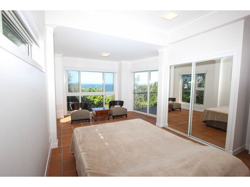 55 Tramican Street, Point Lookout QLD 4183