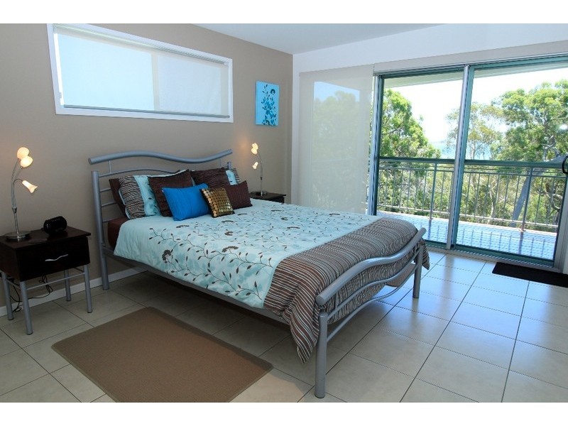 66 Tramican Street, Point Lookout QLD 4183