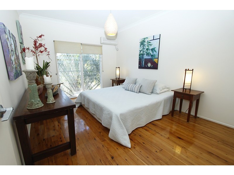 49 Cumming Parade, Point Lookout QLD 4183