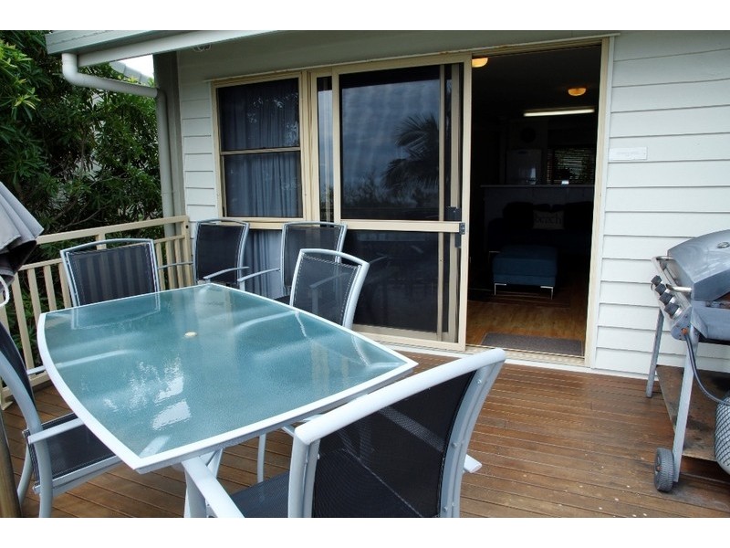 18/21-25 Cumming Parade, Point Lookout QLD 4183