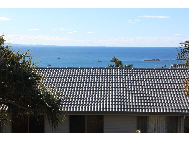 18/21-25 Cumming Parade, Point Lookout QLD 4183