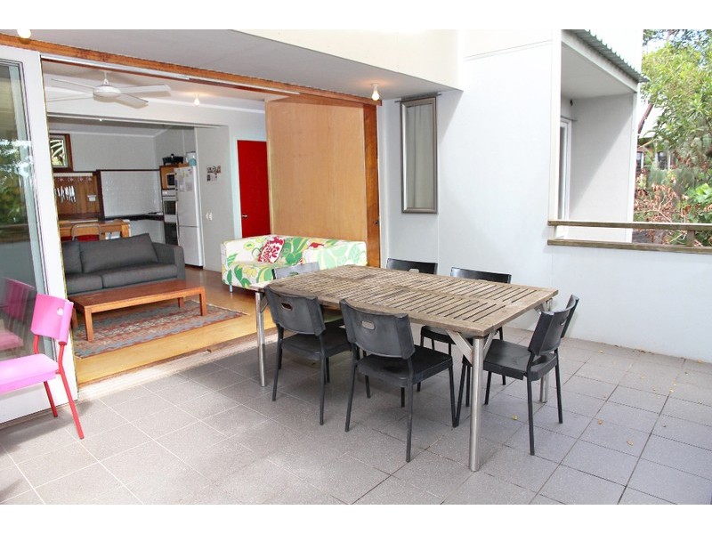 3 Yarrong Road, Point Lookout QLD 4183