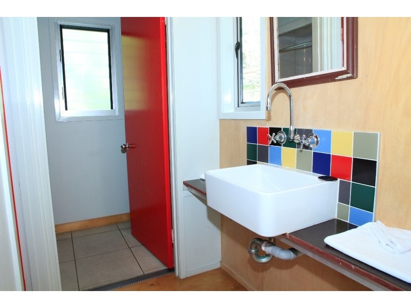 3 Yarrong Road, Point Lookout QLD 4183
