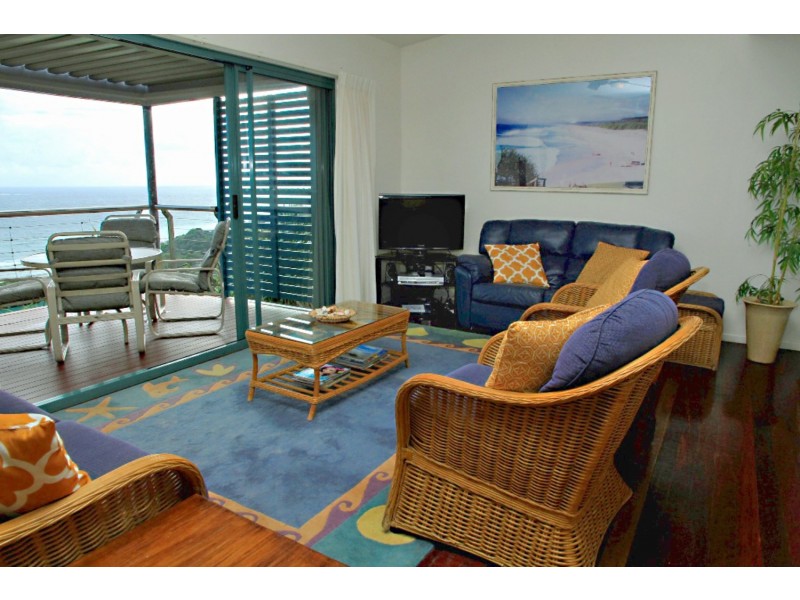 9/6 Cumming Parade, Point Lookout QLD 4183