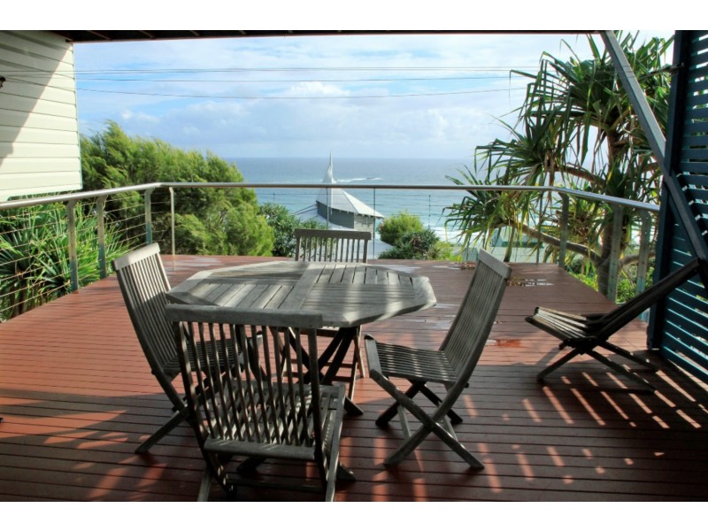 9/6 Cumming Parade, Point Lookout QLD 4183