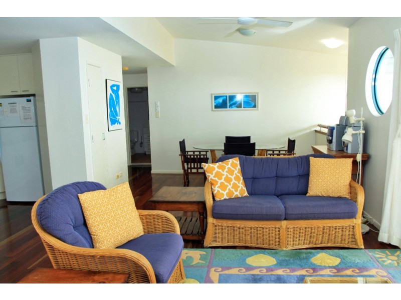 9/6 Cumming Parade, Point Lookout QLD 4183