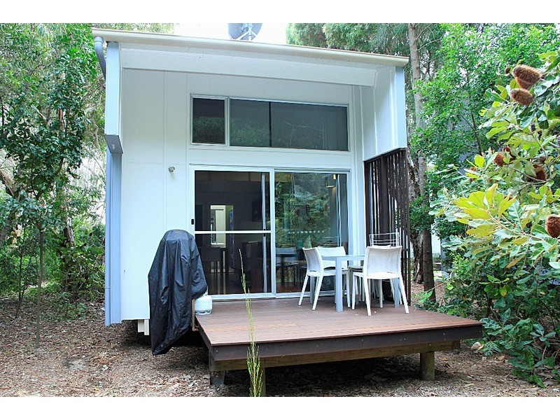 49 Dickson Way, Point Lookout QLD 4183