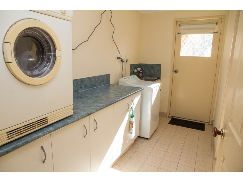 3 GUY Crescent, Dunwich QLD 4183