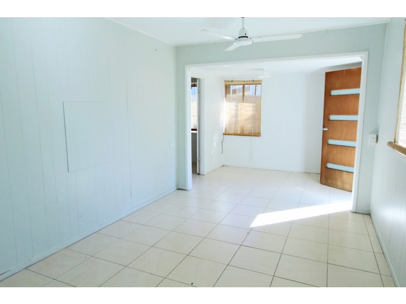 11 Fraser Street, Dunwich QLD 4183