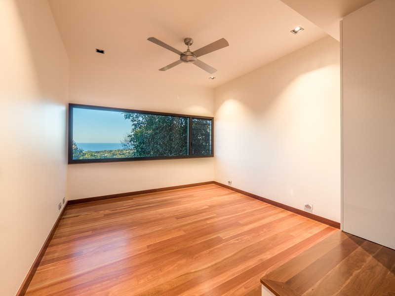 2/7 Pratt Court, Point Lookout QLD 4183