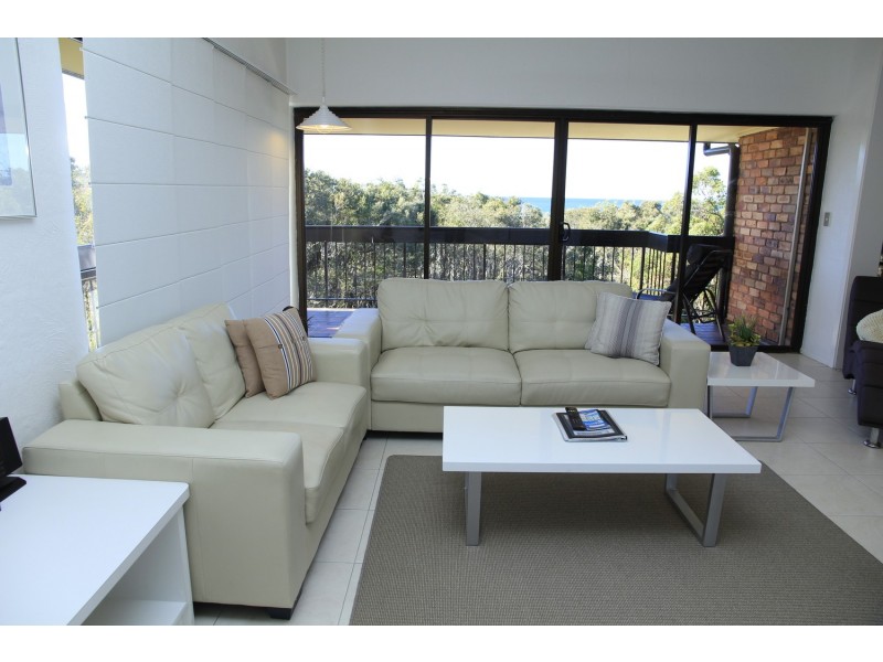 112 Dickson Way, Point Lookout QLD 4183