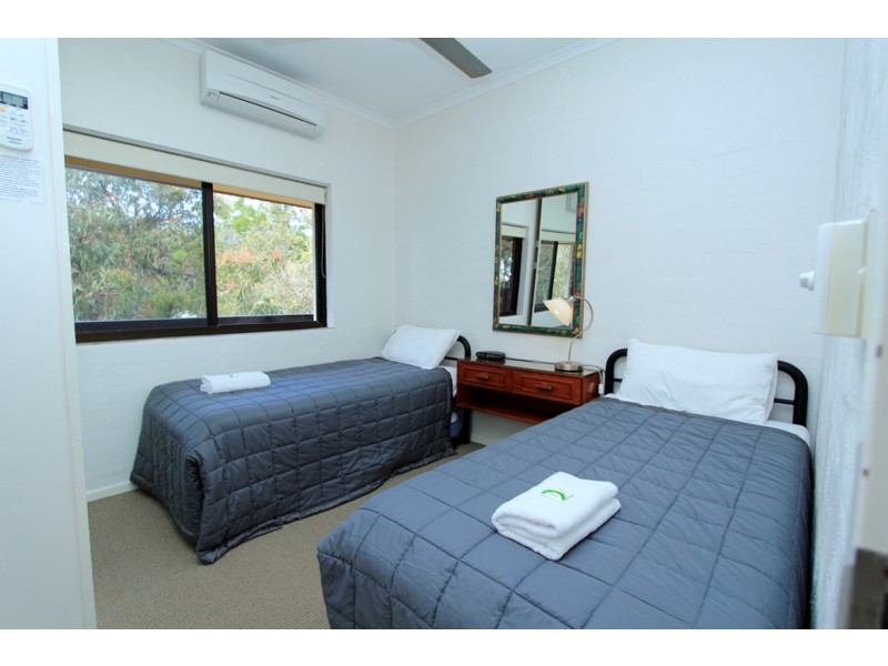 112 Dickson Way, Point Lookout QLD 4183