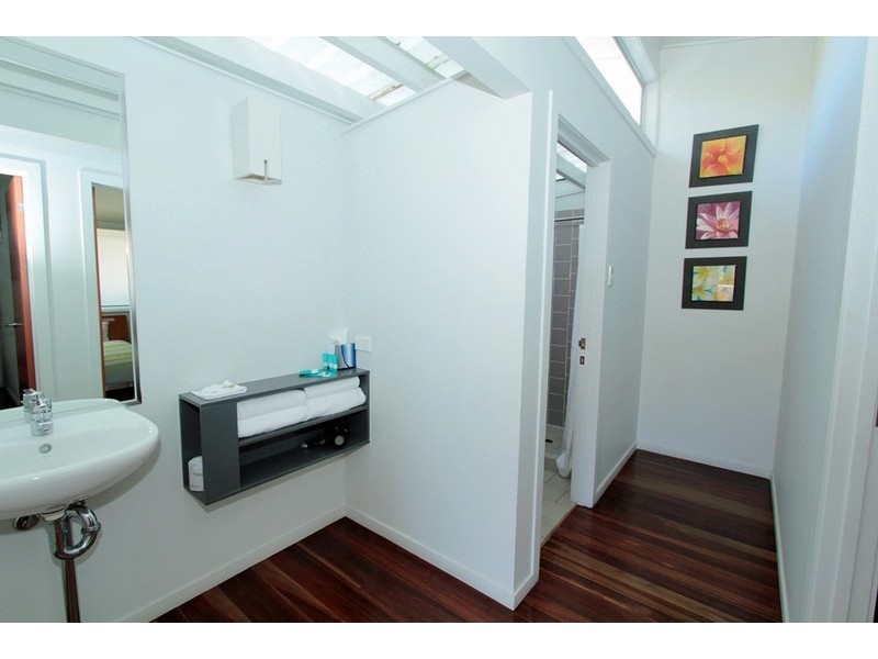 49 Dickson Way, Point Lookout QLD 4183