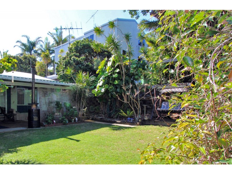 42 Karboora Drive, Point Lookout QLD 4183