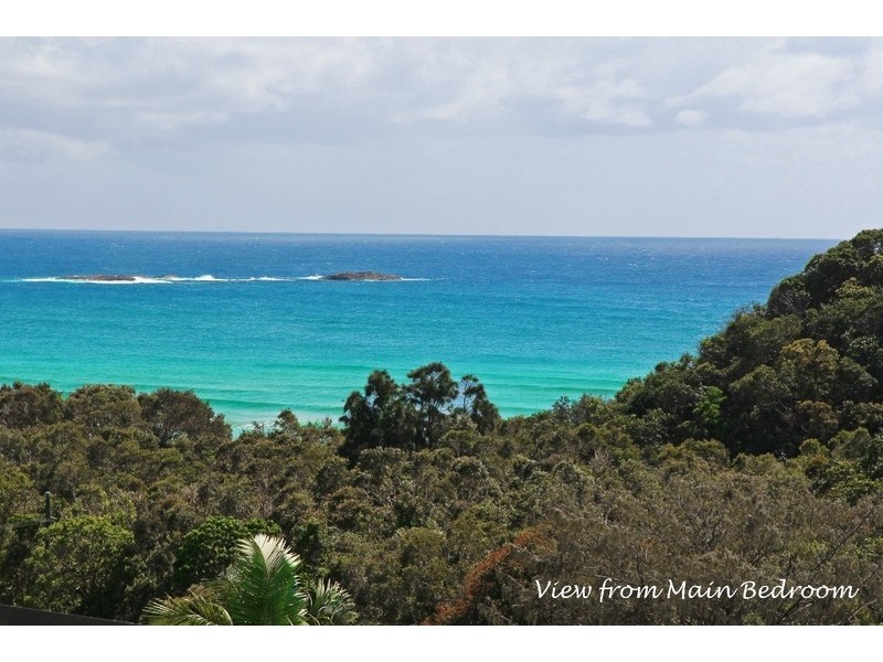 27 George Nothling Drive, Point Lookout QLD 4183