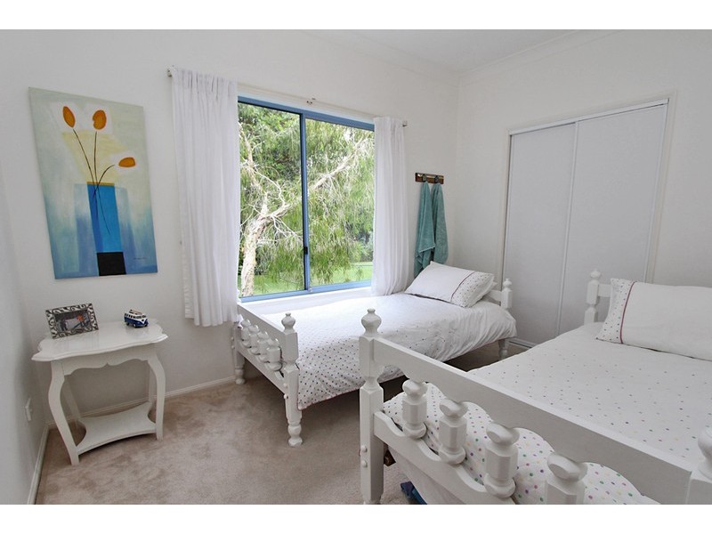 11 Booran Street, Point Lookout QLD 4183