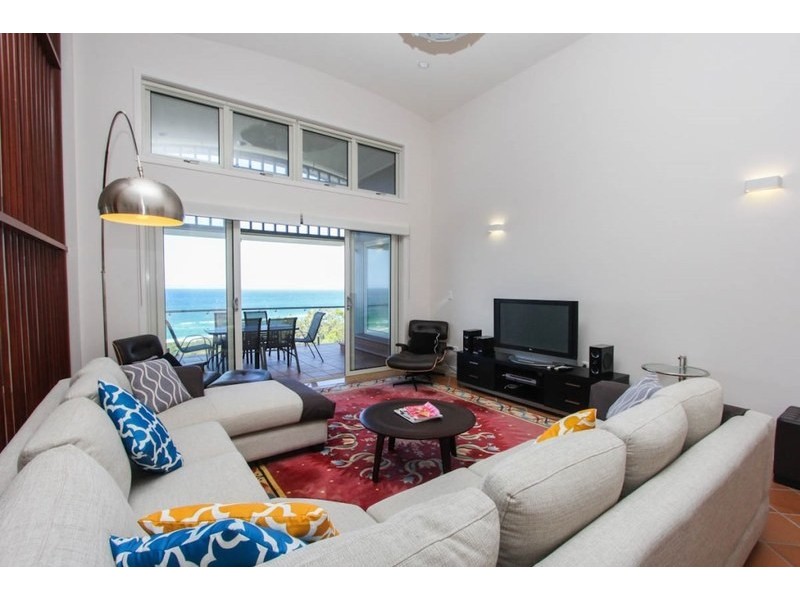 55 Tramican Street, Point Lookout QLD 4183