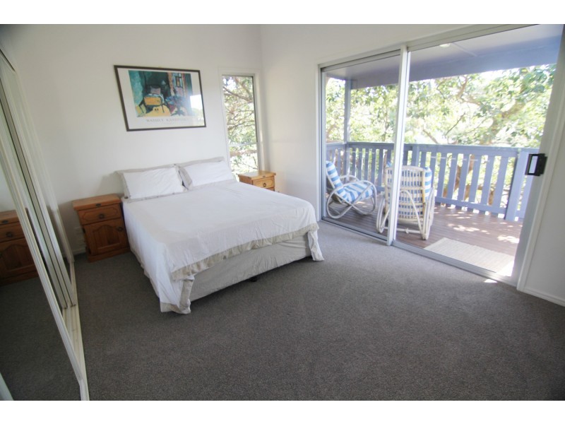 2/92 Mooloomba Road, Point Lookout QLD 4183