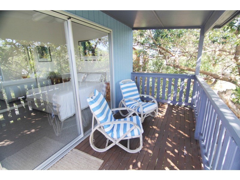 2/92 Mooloomba Road, Point Lookout QLD 4183