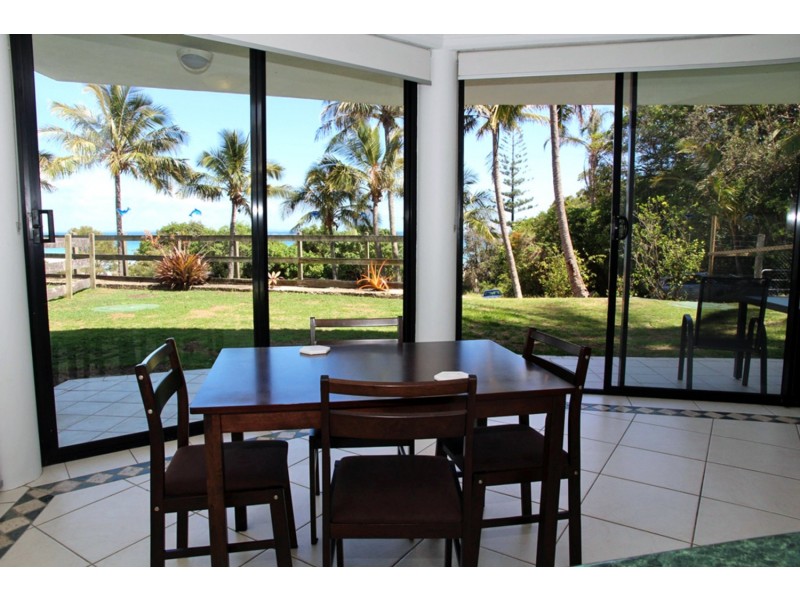 4/120 Mooloomba Road, Point Lookout QLD 4183