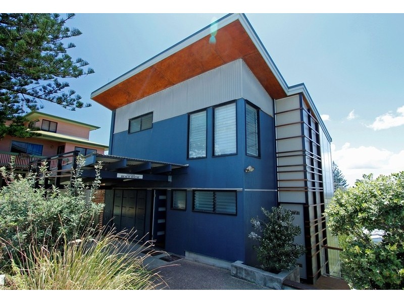 1/7 Midjimberry Road, Point Lookout QLD 4183