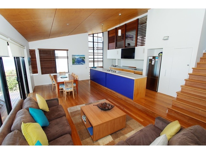 1/7 Midjimberry Road, Point Lookout QLD 4183