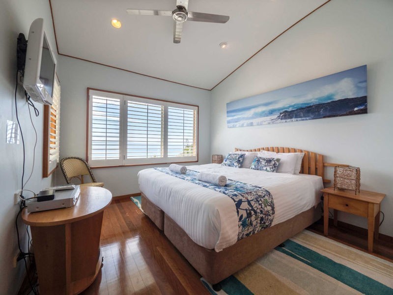 9/122 Mooloomba Road, Point Lookout QLD 4183