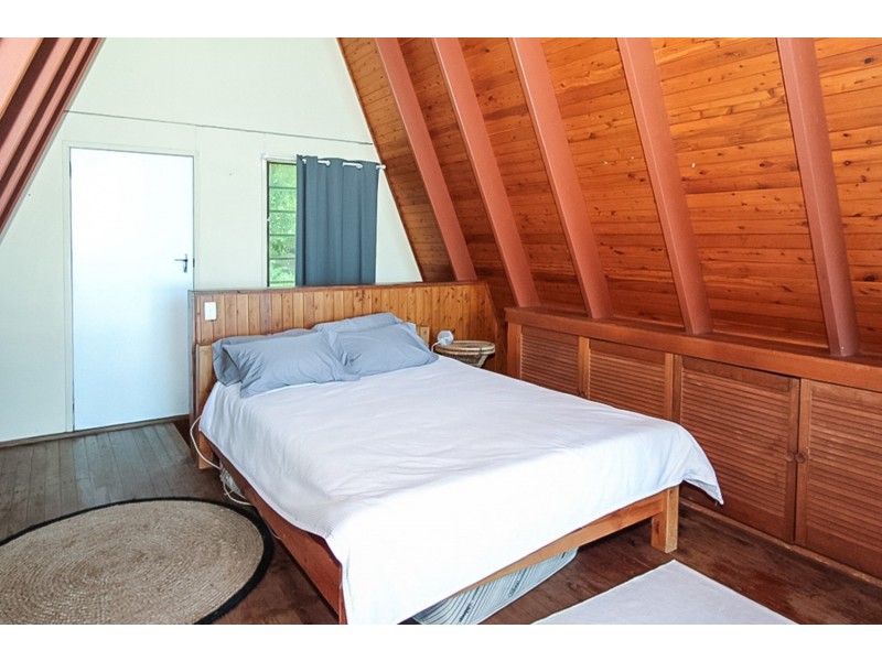 4 Billa Street, Point Lookout QLD 4183