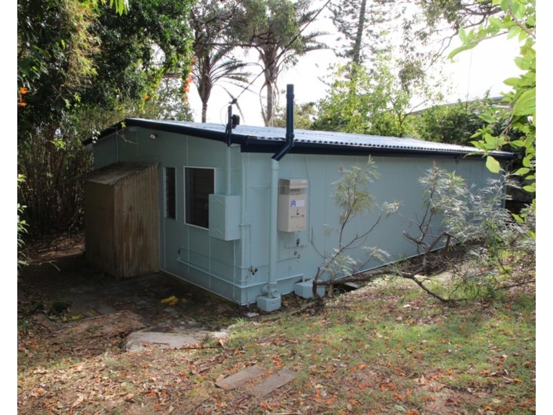 19 Yarrong Road, Point Lookout QLD 4183