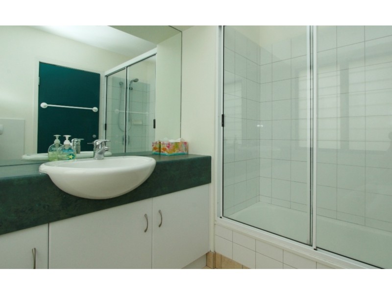 1/34 Booran Street, Point Lookout QLD 4183