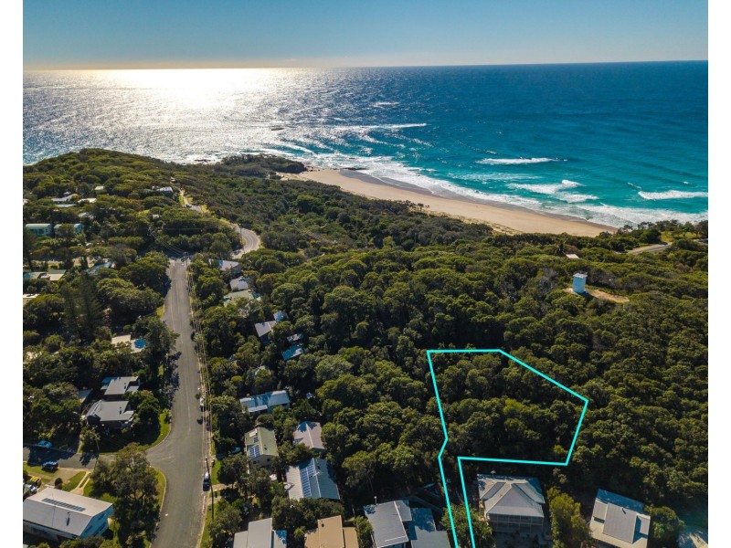 44 Samarinda Way, Point Lookout QLD 4183