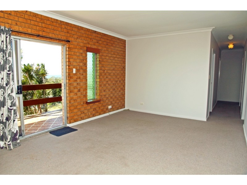 107 Rainbow Crescent, Dunwich QLD 4183