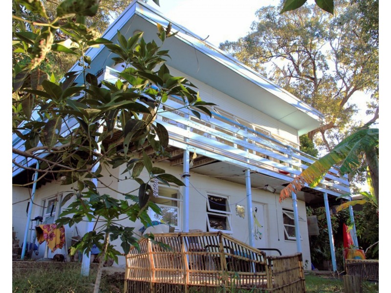 115 Mooloomba Road, Point Lookout QLD 4183