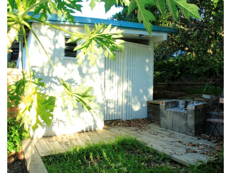 115 Mooloomba Road, Point Lookout QLD 4183