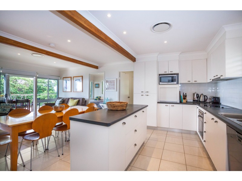 1/10 Gindarra Street, Point Lookout QLD 4183