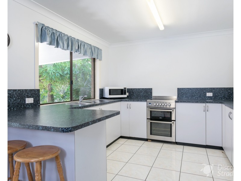 18 Waller Court, Point Lookout QLD 4183