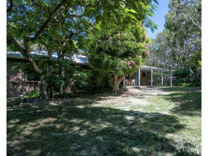 18 Waller Court, Point Lookout QLD 4183