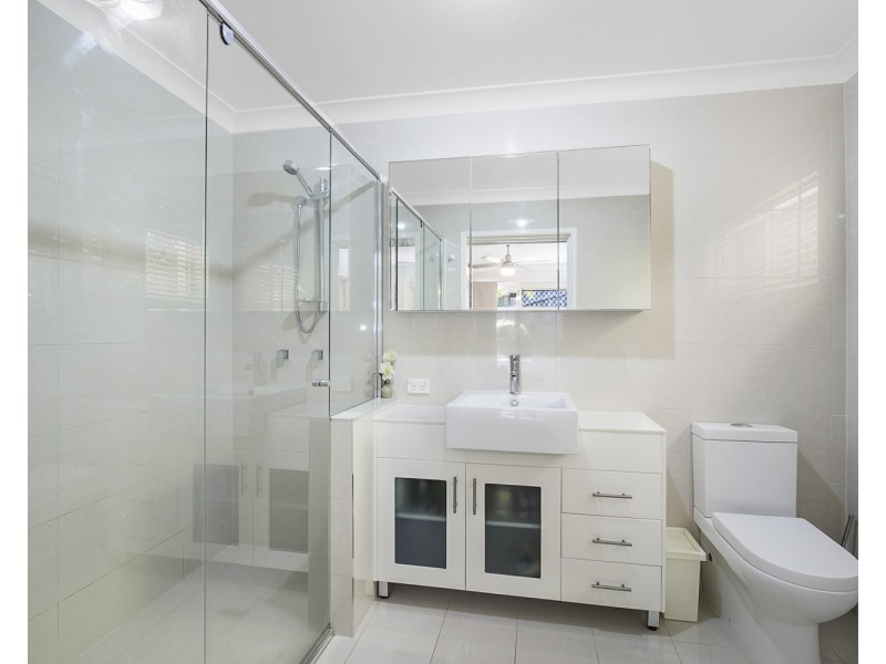 42 Samarinda Way, Point Lookout QLD 4183