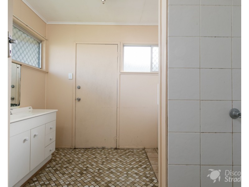 4 Petrie Street, Dunwich QLD 4183