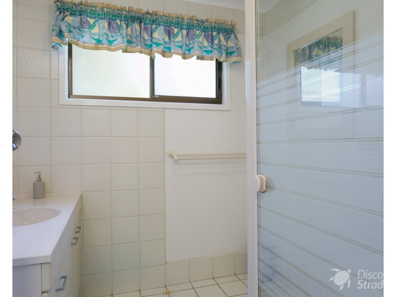 32 Tramican Street, Point Lookout QLD 4183