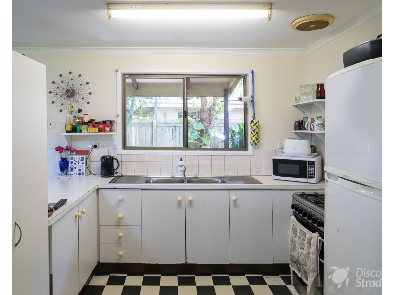 17 Tramican Street, Point Lookout QLD 4183