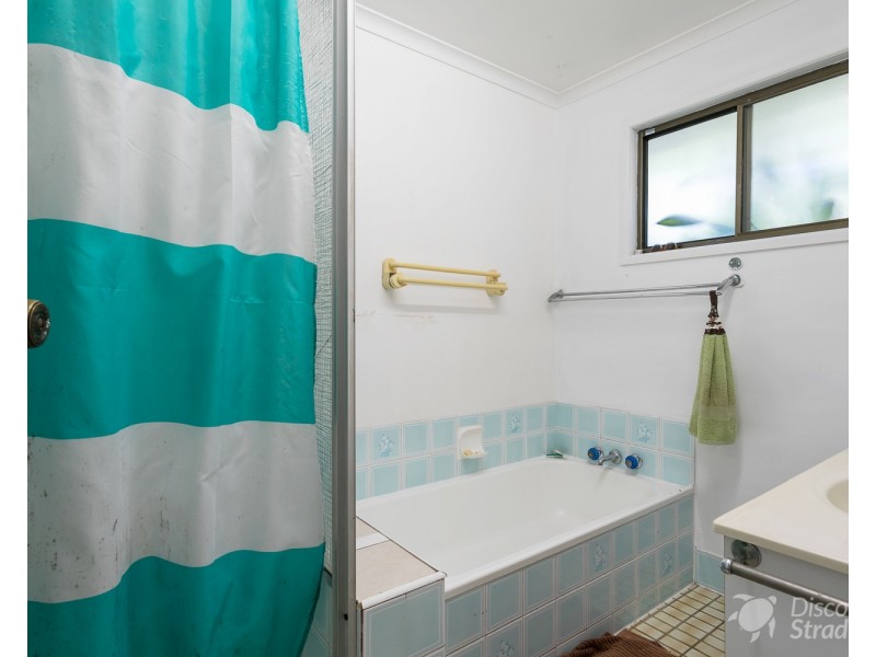 17 Tramican Street, Point Lookout QLD 4183