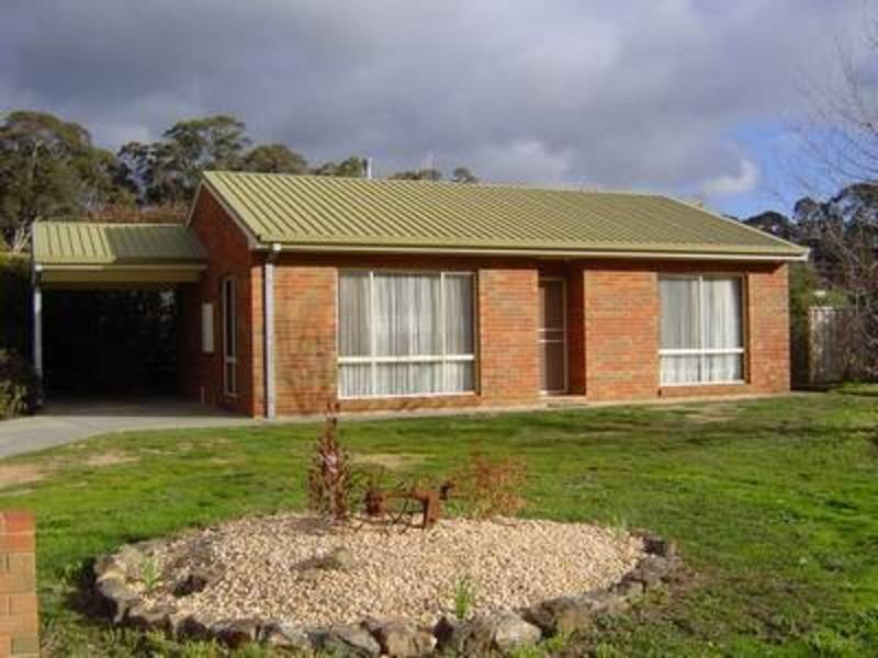 2/37 Maldon Road, Castlemaine VIC 3450