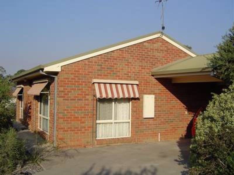 3/37 Maldon Road, Castlemaine VIC 3450