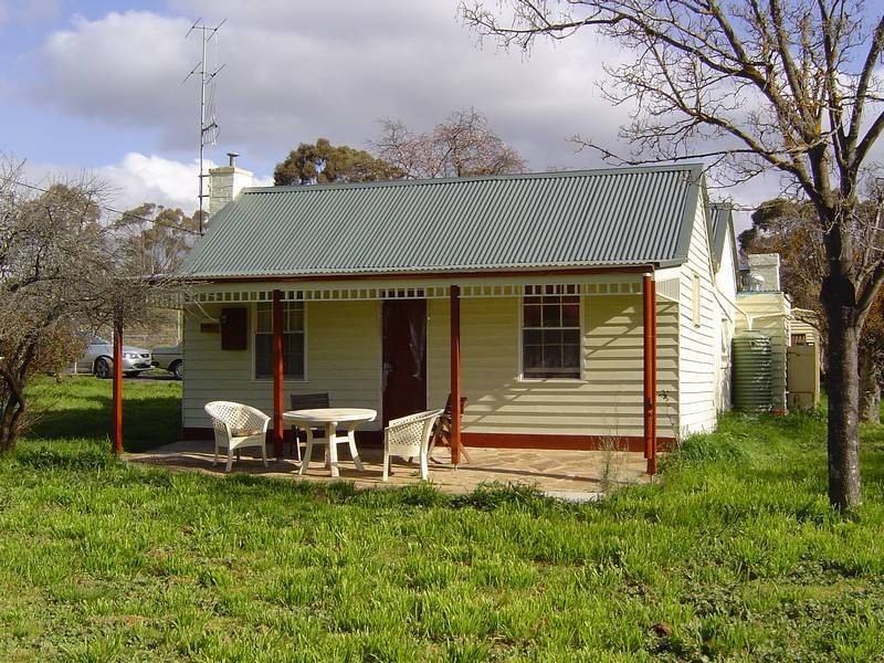 17 Steele Street, Chewton VIC 3451