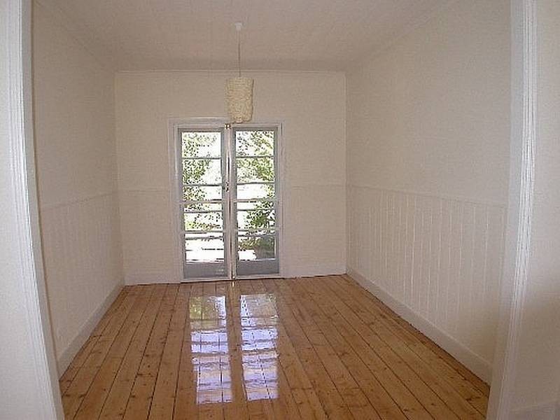 9 Newcombe  Street, Castlemaine VIC 3450