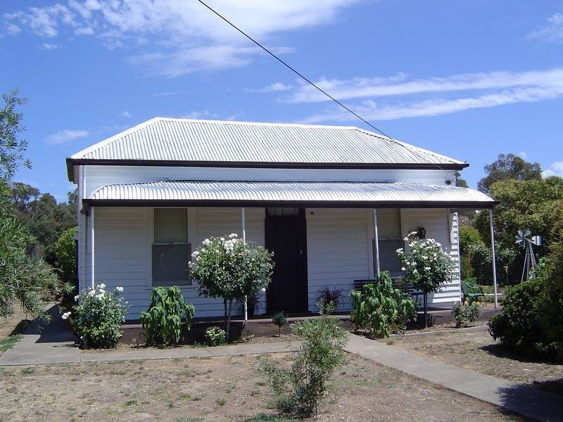 13 Mitchell Street, Chewton VIC 3451