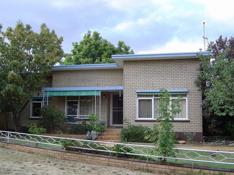 64 Elizabeth Street, Castlemaine VIC 3450