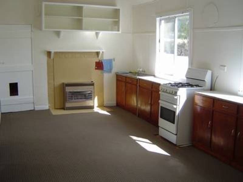 6 Saint Street, Castlemaine VIC 3450