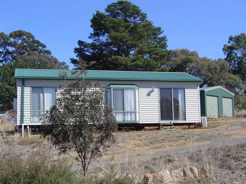 11 Eureka Street, Chewton VIC 3451